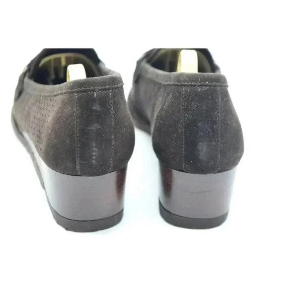 Stuart Weitzman Women's 7 M Loafers Brown Suede - Picture 5 of 9